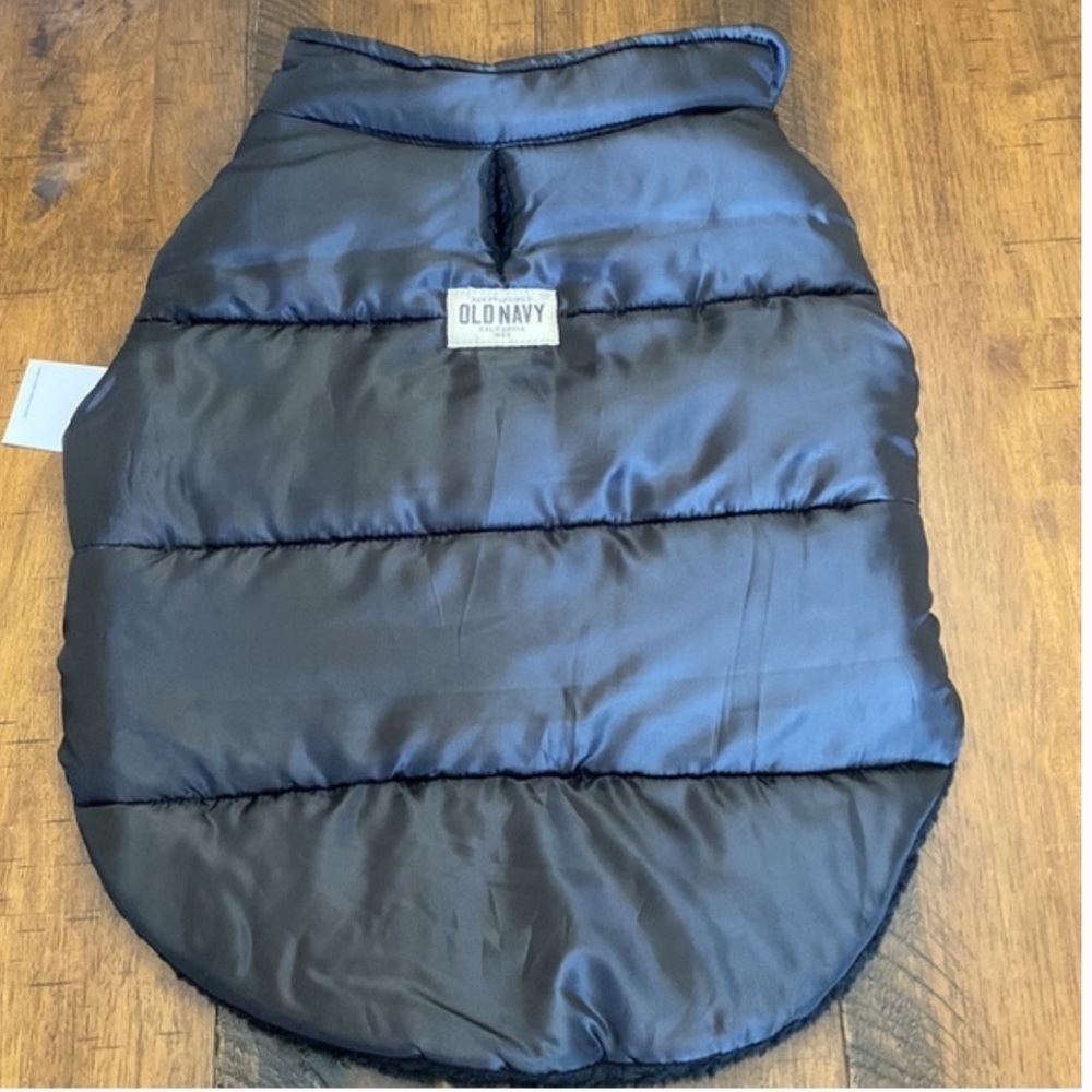 Quilted Sherpa-Lined Puffer Jacket for Pets - Picture 3 of 11